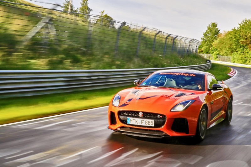 SB1_6765 Jaguar F-Type SVR Ring Cat_HERO.jpg