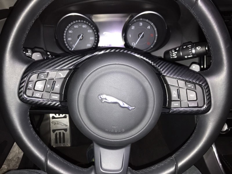 IMG_2719.JPG (363.6 KiB) Visto 37772 veces Os mando otro detalle que le puse al gato, es una pieza comprada en eBay y forrada después con vinilo