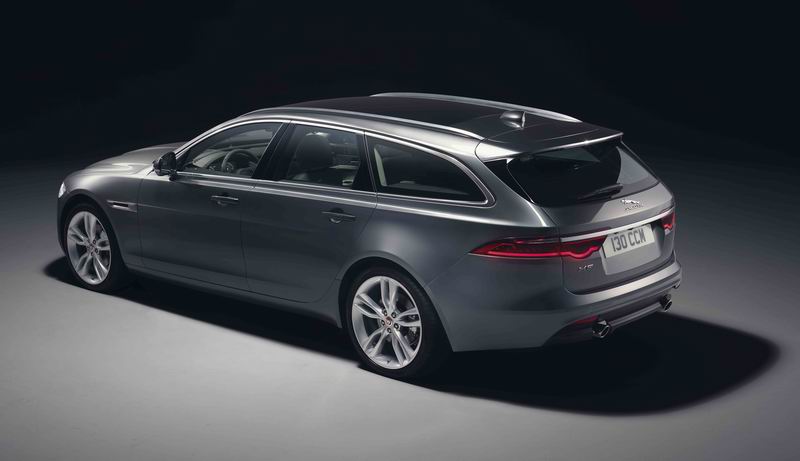 Jaguar_XF Sportbrake_Studio_Exterior_140617_03.jpg