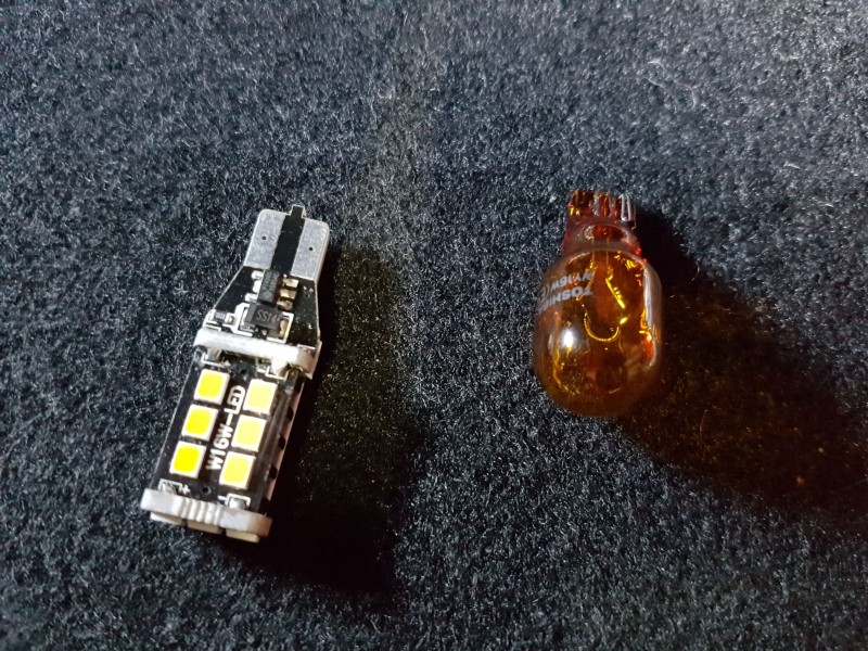 IMG-20170629-WA0005.jpg (444.08 KiB) Visto 34383 veces Led intermitente trasero