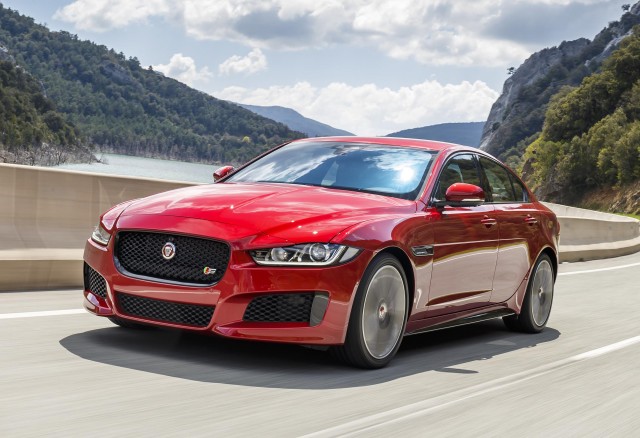 jaguar-xf_100593037_m.jpg