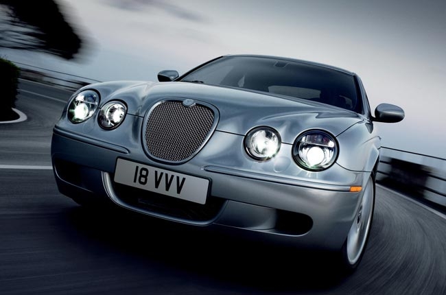 paragolpes delantero s type 2008.jpg