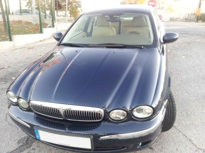 Jaguar XType Frontal.jpg
